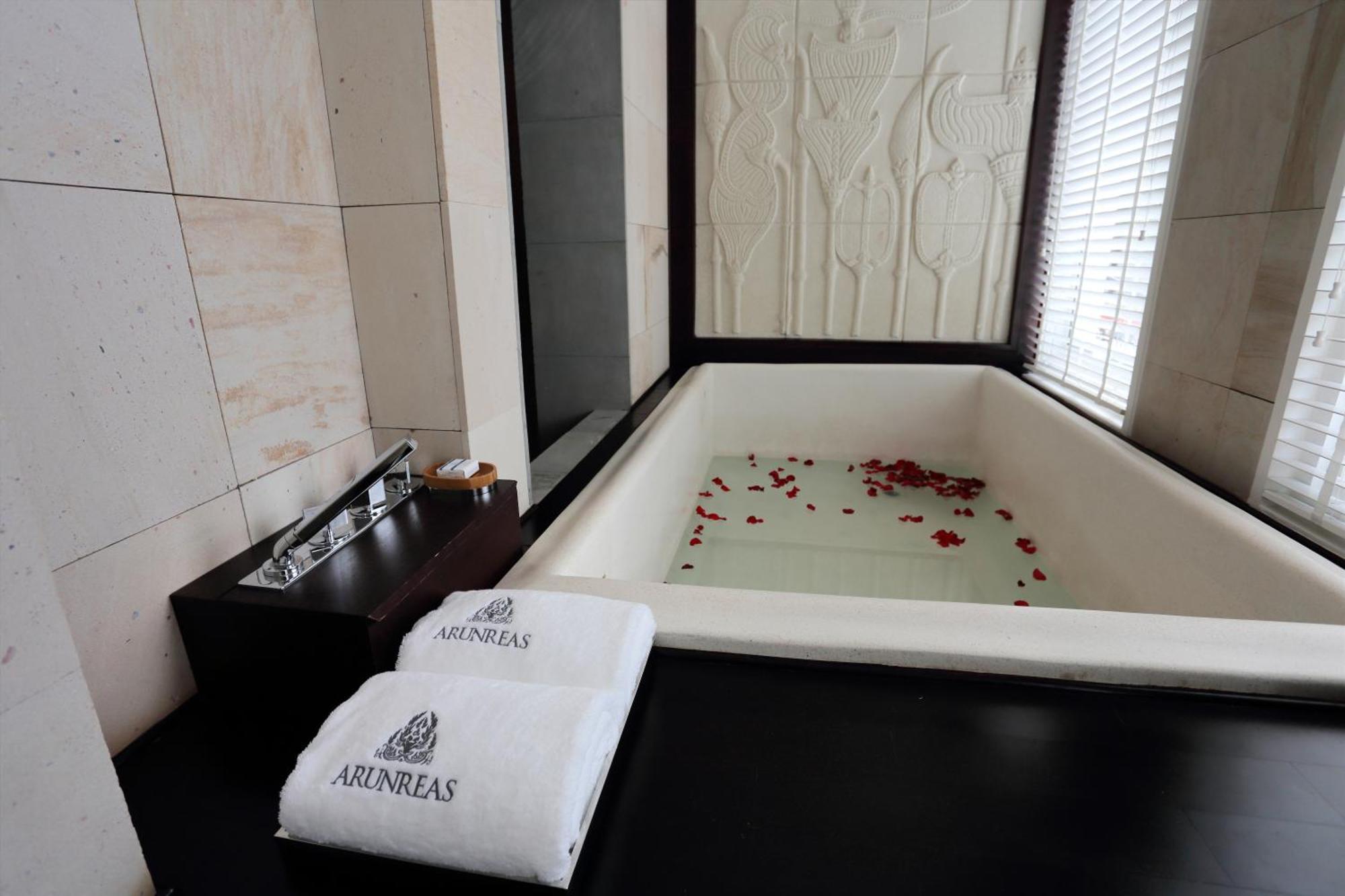 Arunreas Hotel Phnom Penh Chambre photo