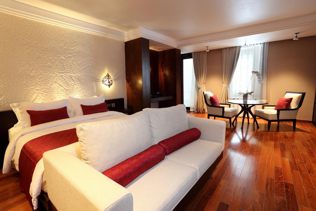 Arunreas Hotel Phnom Penh Extérieur photo