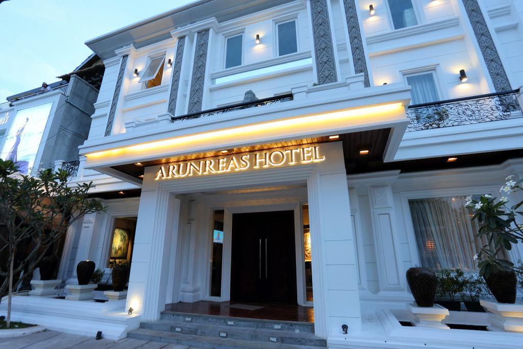 Arunreas Hotel Phnom Penh Extérieur photo