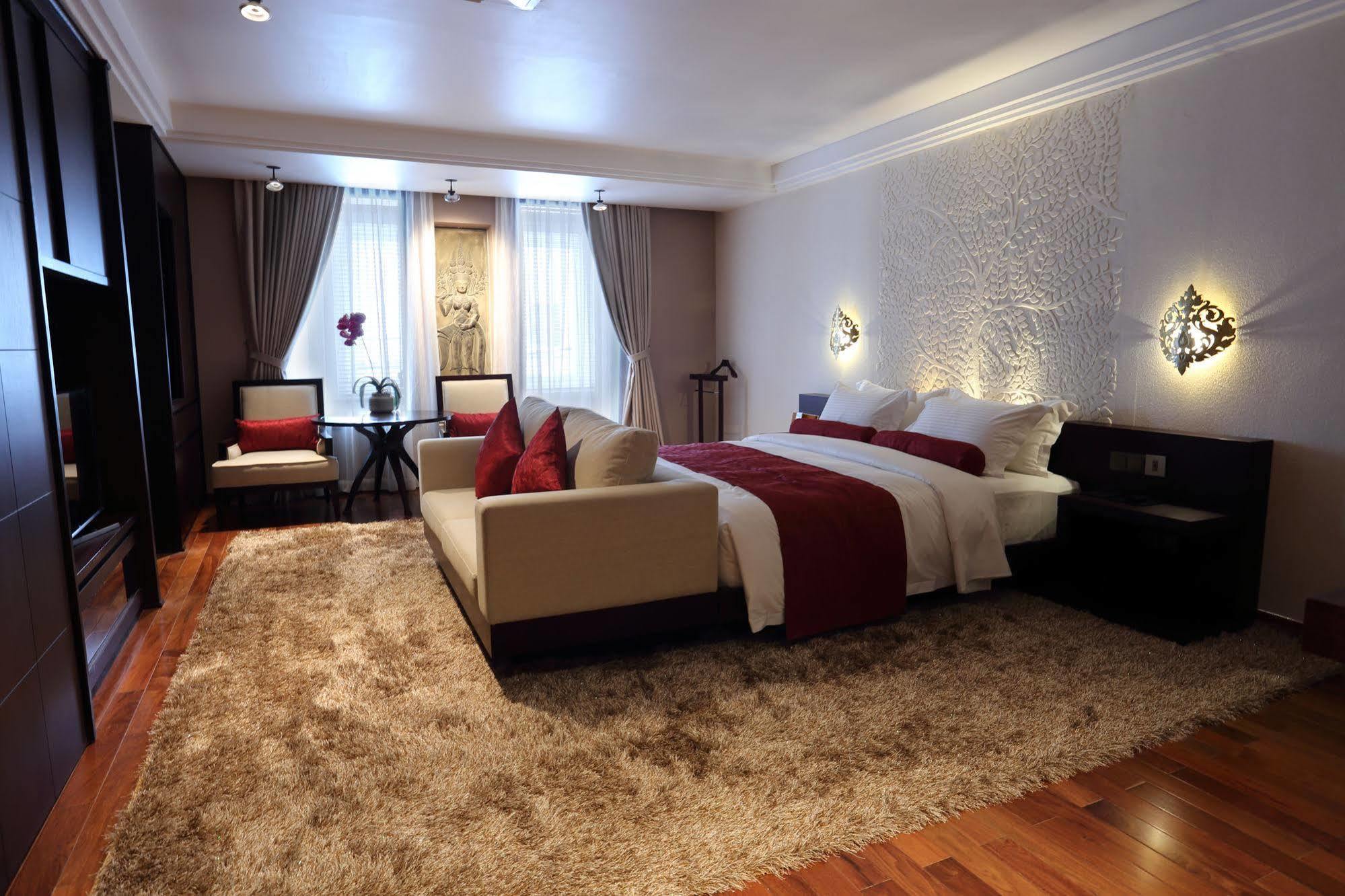 Arunreas Hotel Phnom Penh Extérieur photo