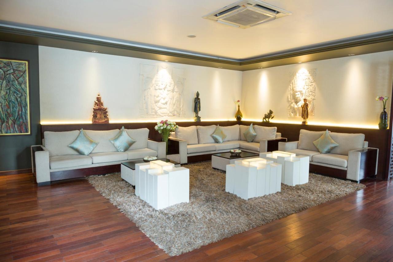 Arunreas Hotel Phnom Penh Extérieur photo
