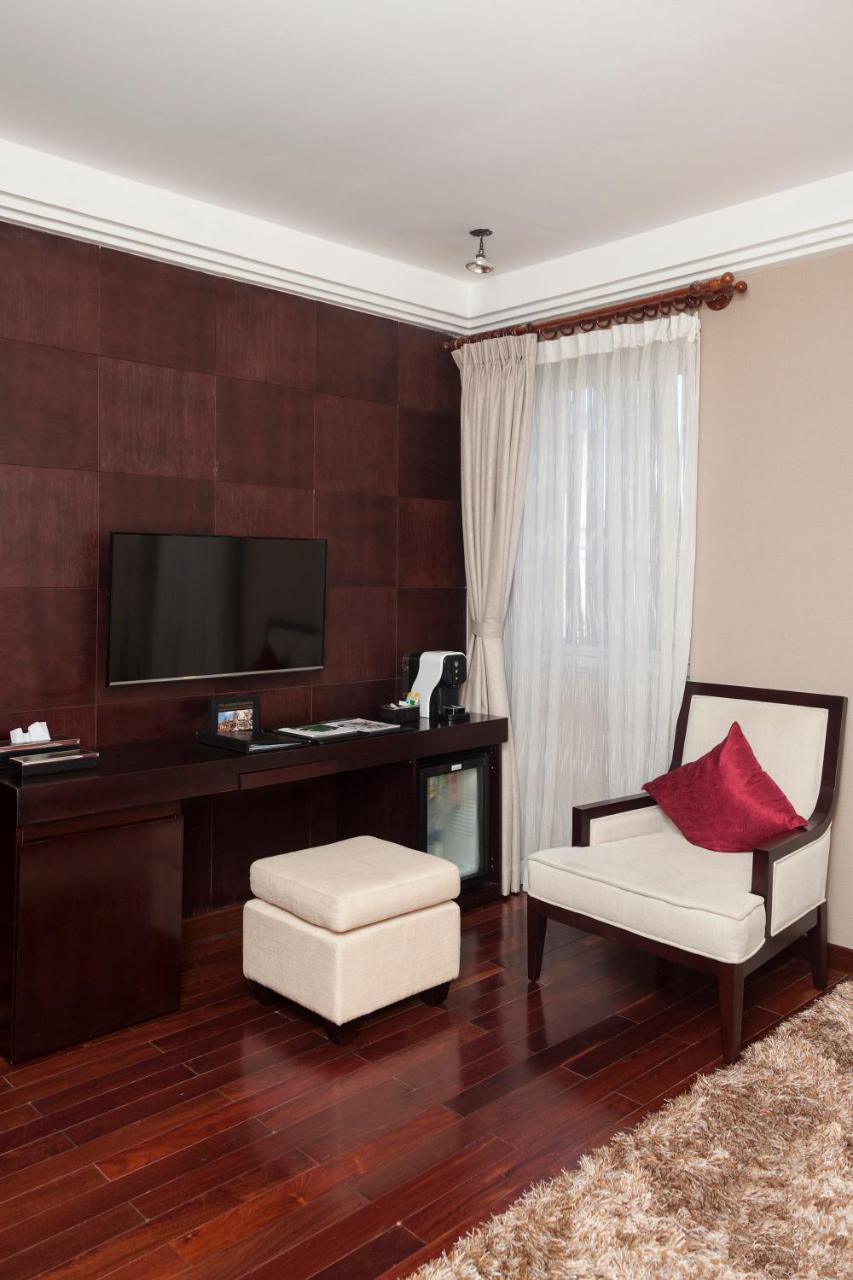 Arunreas Hotel Phnom Penh Extérieur photo